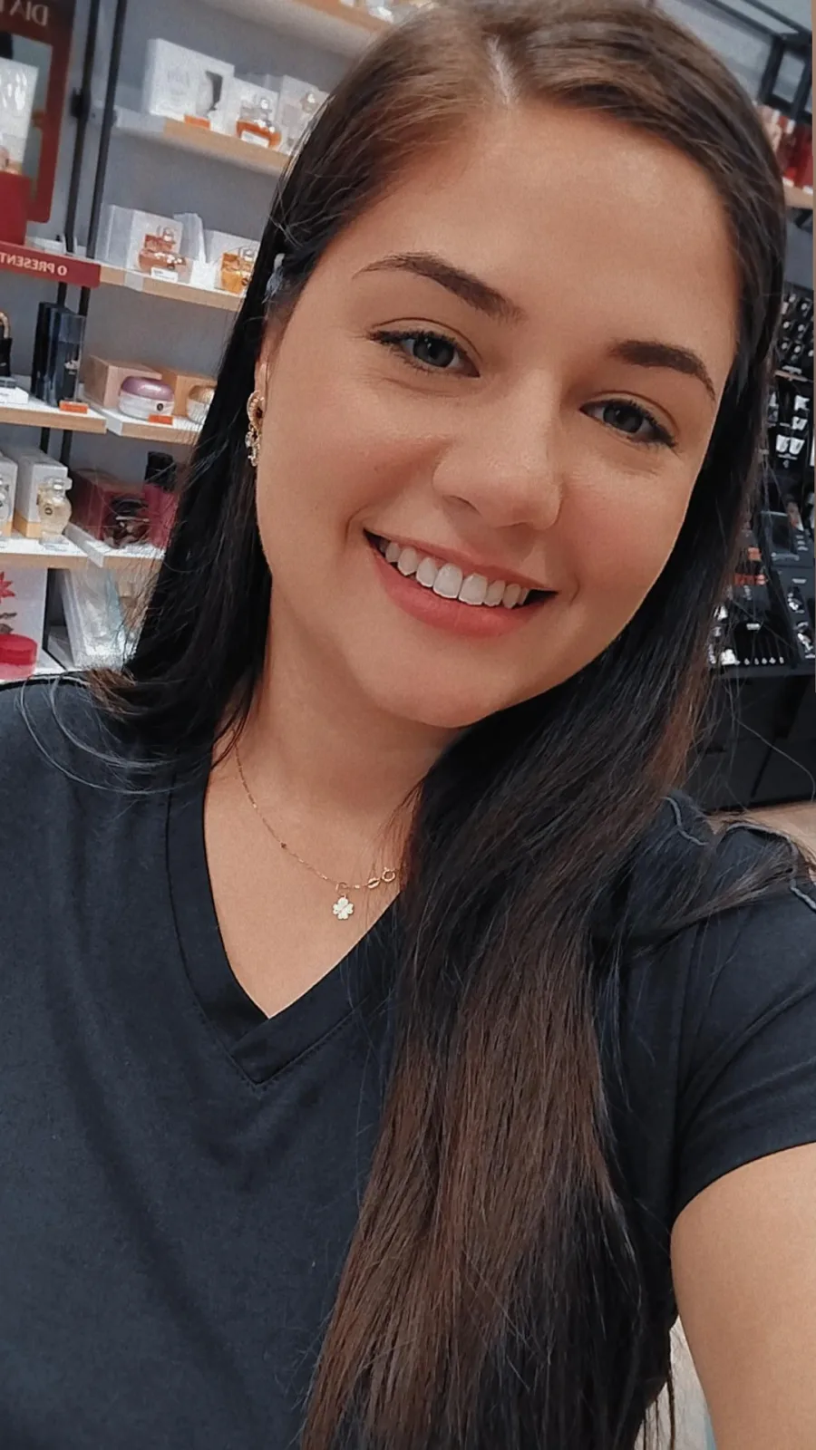 Tainá Cristine